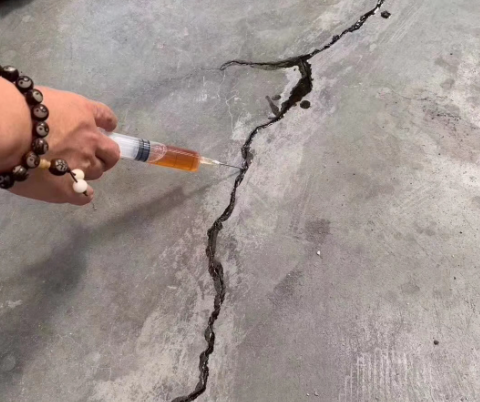 江孜混凝土裂缝修补技术详解​